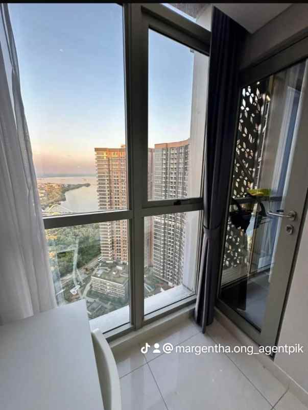 apartemen gold coast pik full furnish best view
