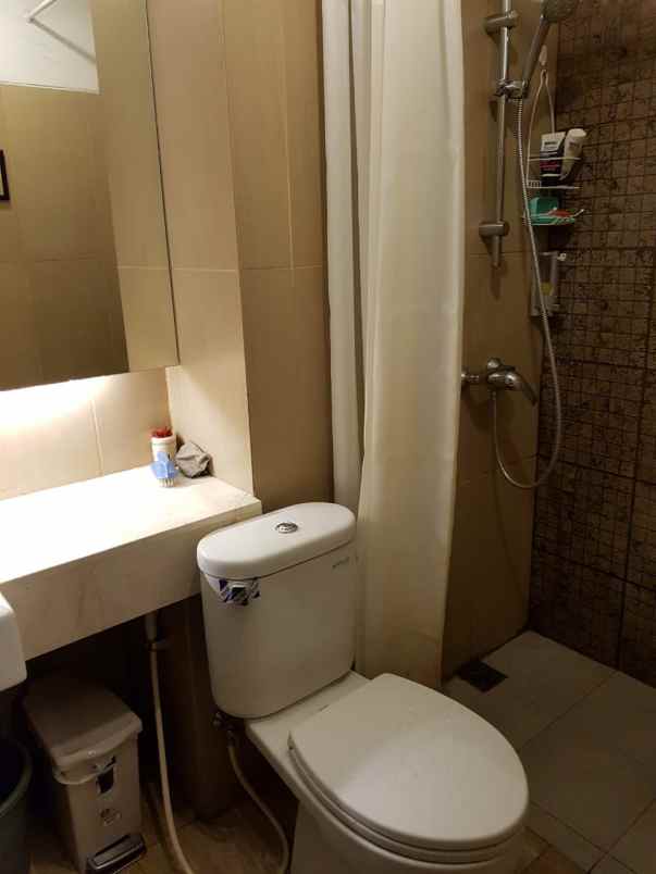 apartemen jl gelora ii no 1 slipi