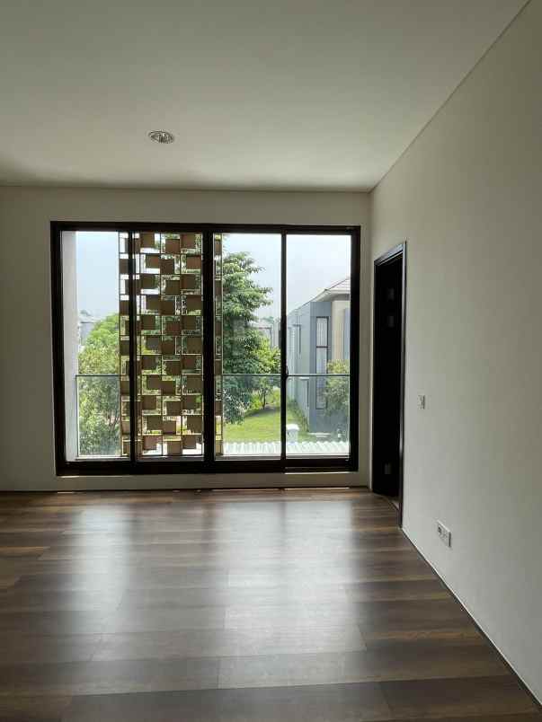 di jual rumah hook aure the mozia bsd city