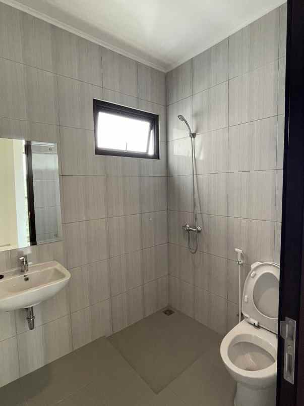 di jual rumah hook aure the mozia bsd city