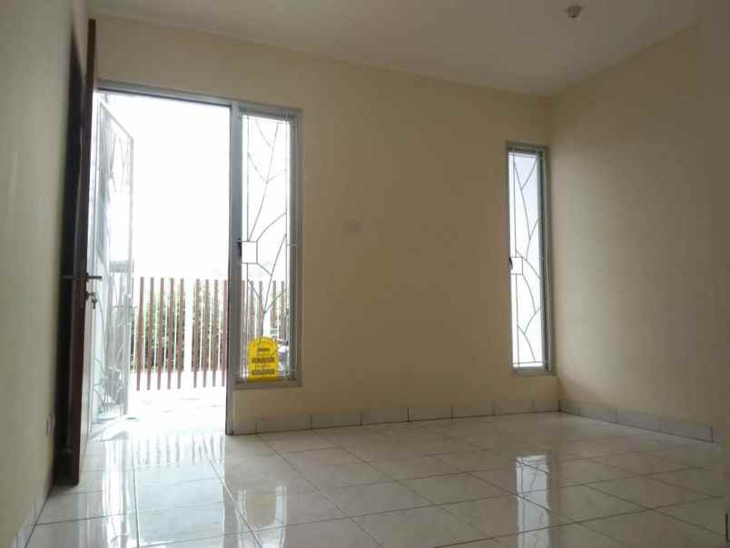 di sewakan cluster arcadia daan mogot tidak banjir