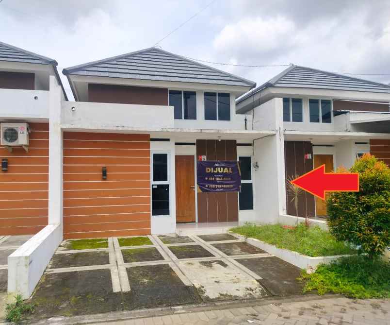 dijaul rumah 450jt di komplek graha yudistira kendal