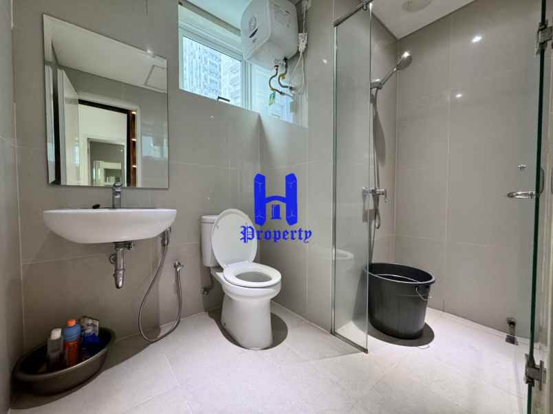 dijual apartemen apartemen podomoro city