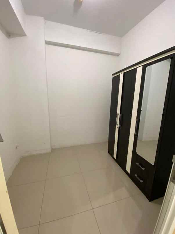 dijual apartemen jl jend a yani kav 49