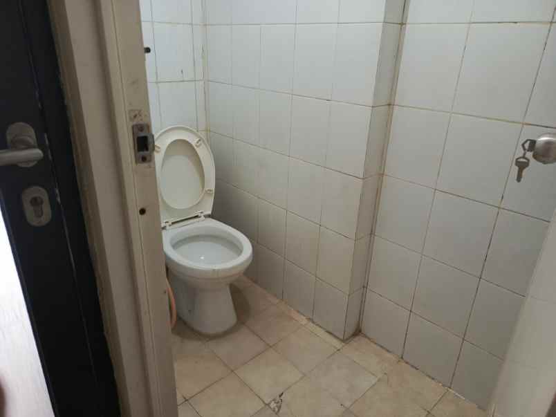 dijual apartemen mt haryono residence
