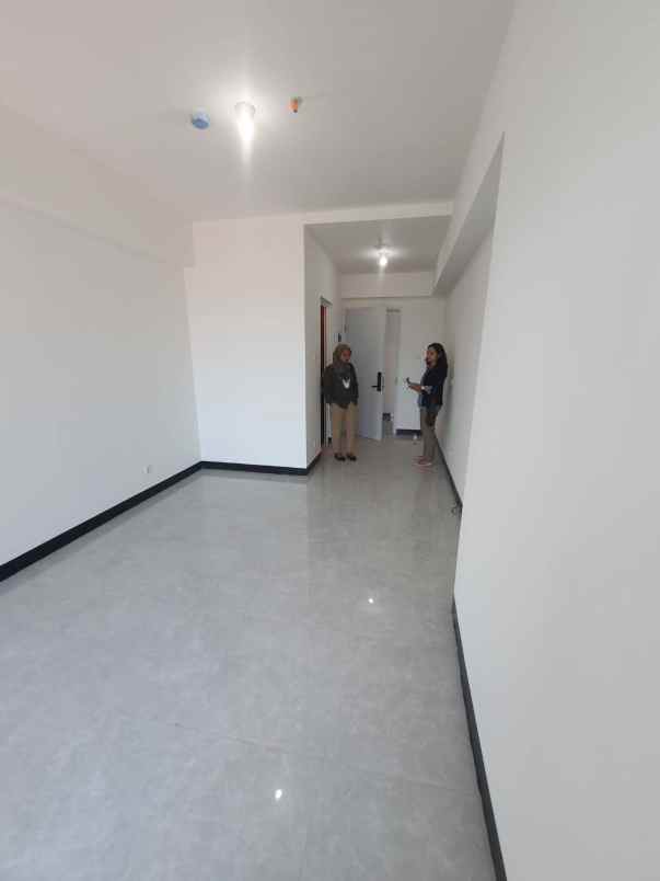 dijual apartemen westown view wiyung
