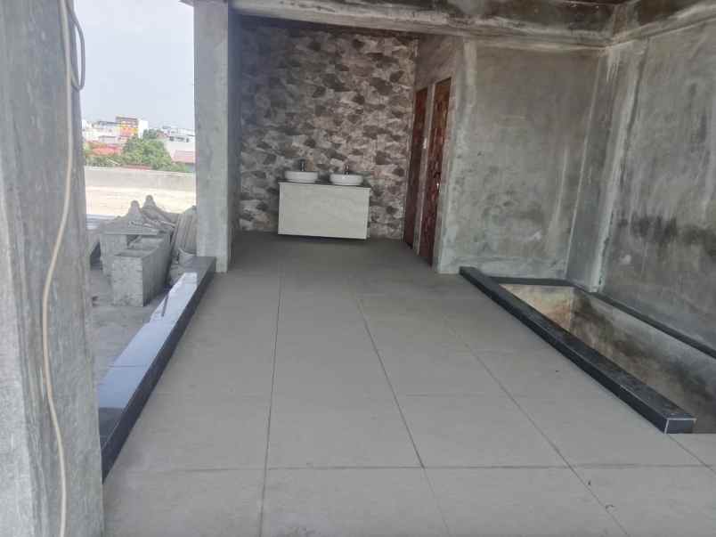 dijual cepat bangunan baru 70 4 lantai