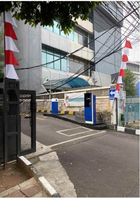 dijual gedunh lokasi jl buncit raya jakarta selatan