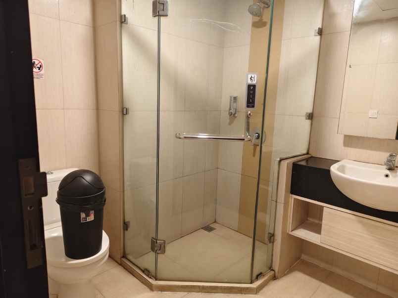 dijual hotel jalan bandengan