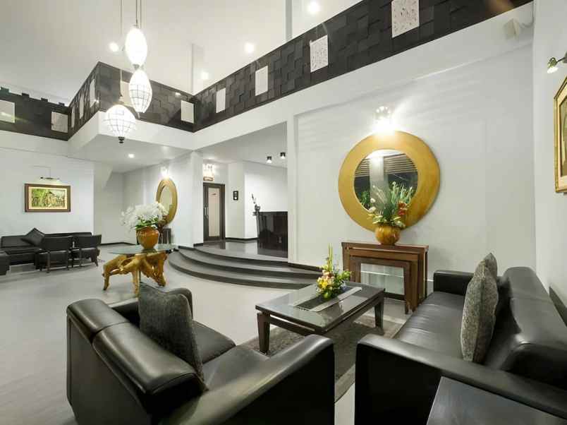 dijual hotel jl puri grenceng tuban kec