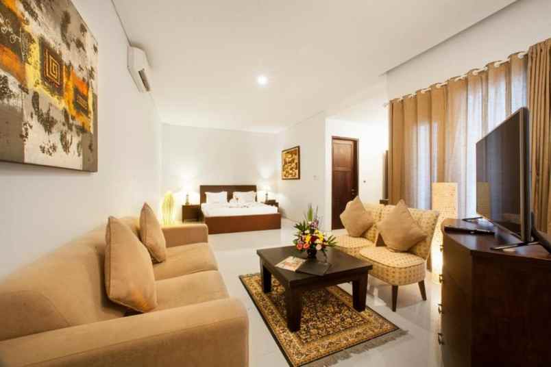 dijual hotel jl puri grenceng tuban kec