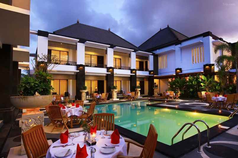 dijual hotel jl puri grenceng tuban kec