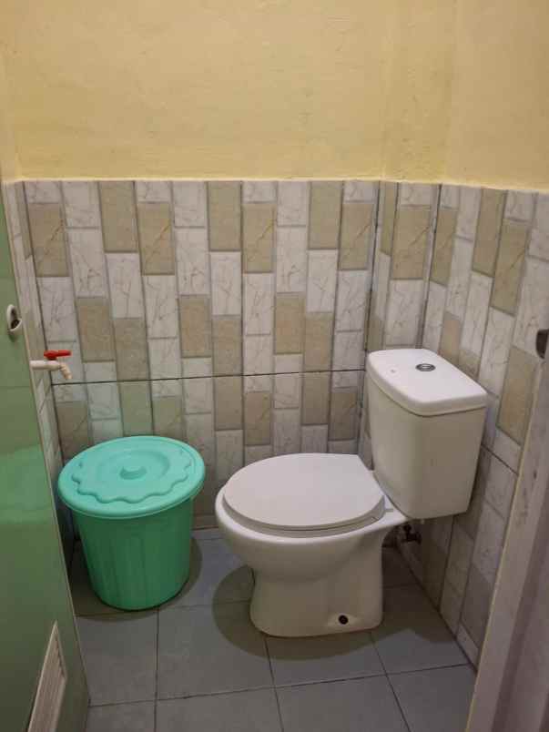 dijual kost dolog semarang