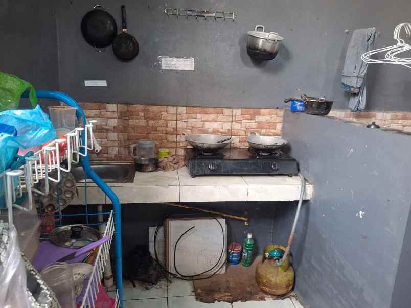 dijual kost dolog semarang