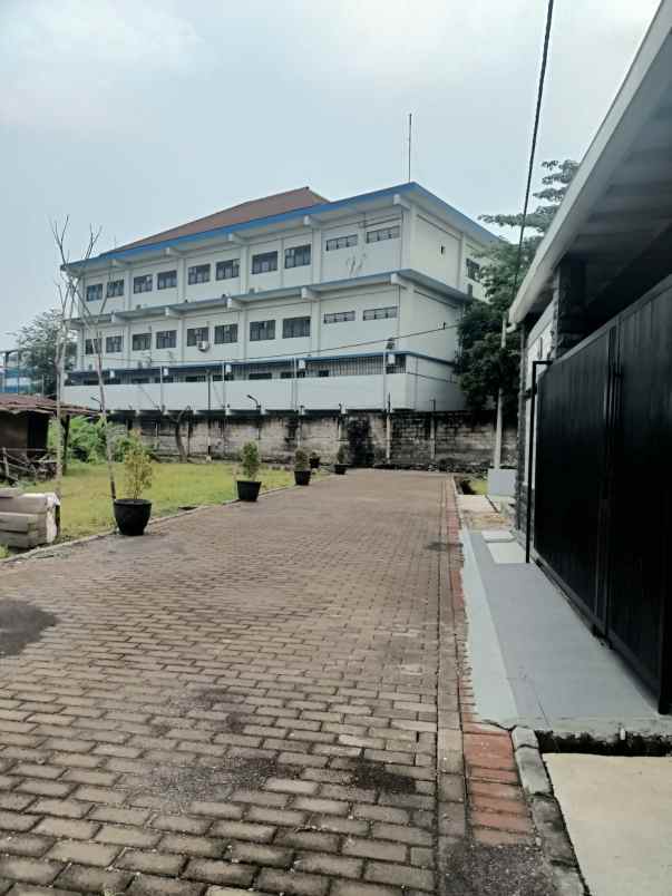 dijual kost jalan raya pilang