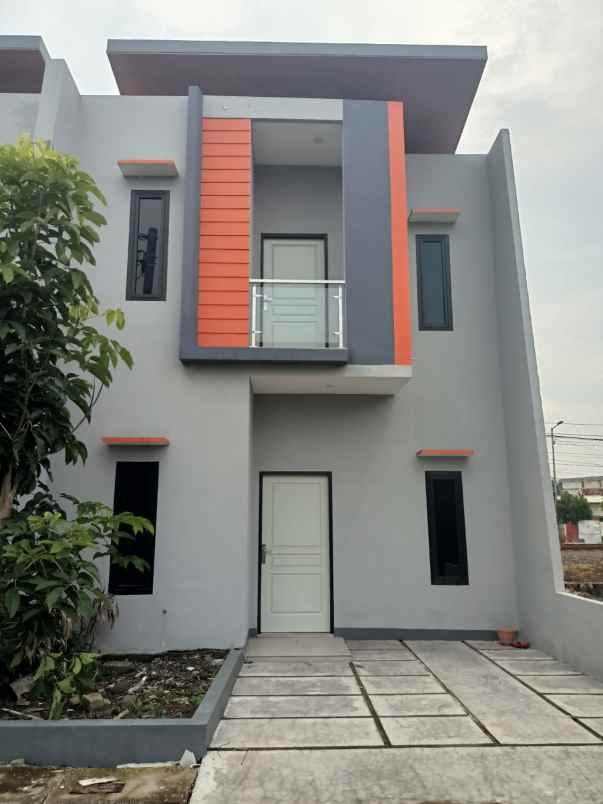 dijual kost jalan raya pilang