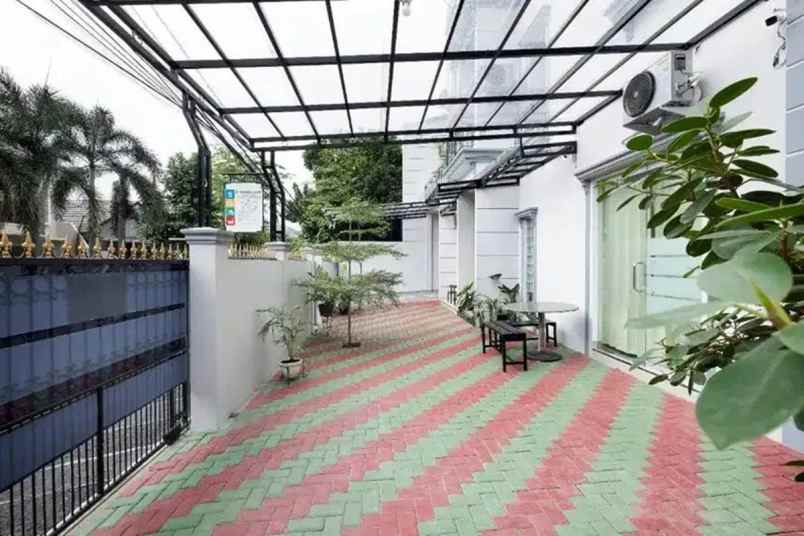 dijual kost jl taman malaka malaka