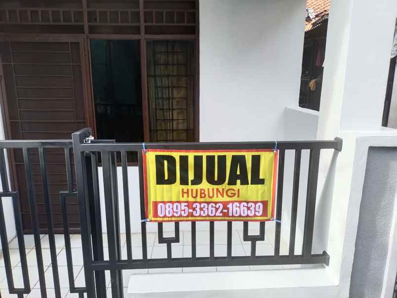 dijual murah harga nego rumah shm cikokol tangerang