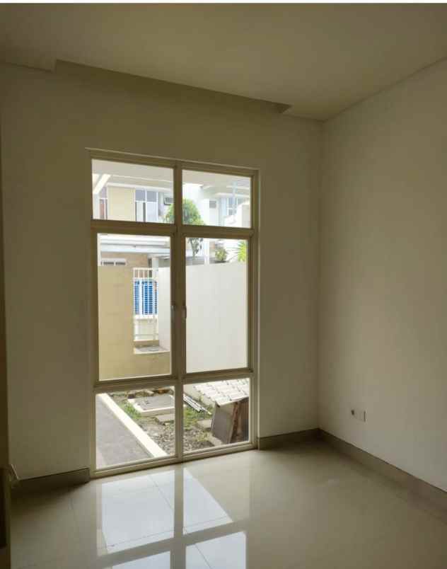 dijual perumahan dekat stikom dan iph