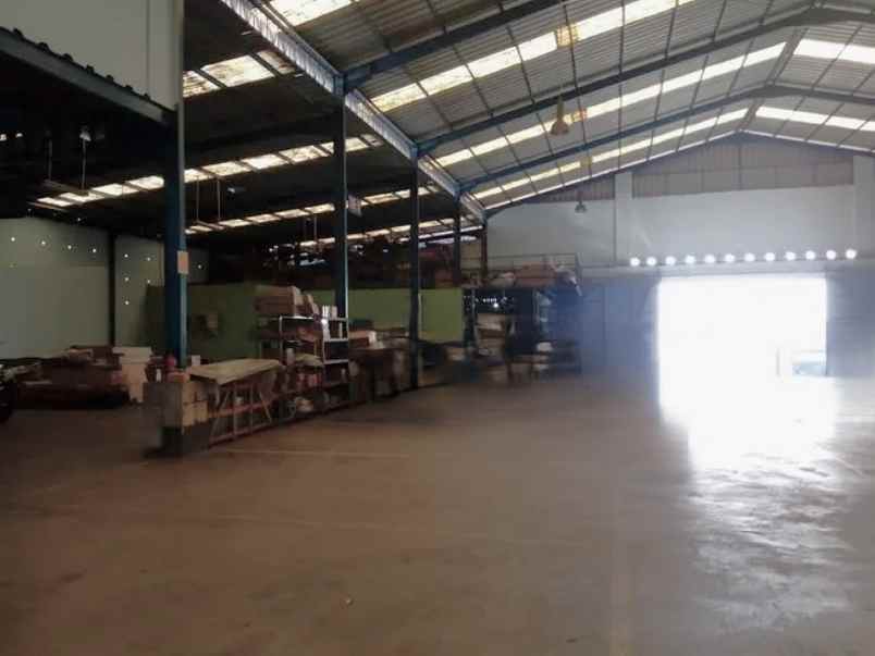 dijual ruko gudang kantor jalan raya interchange tol