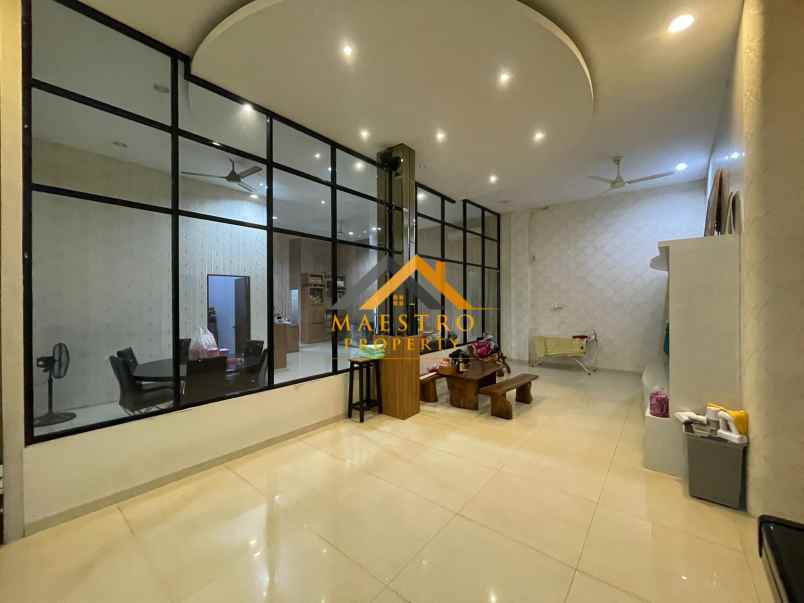 dijual ruko gudang kantor jalan t amir hamzah