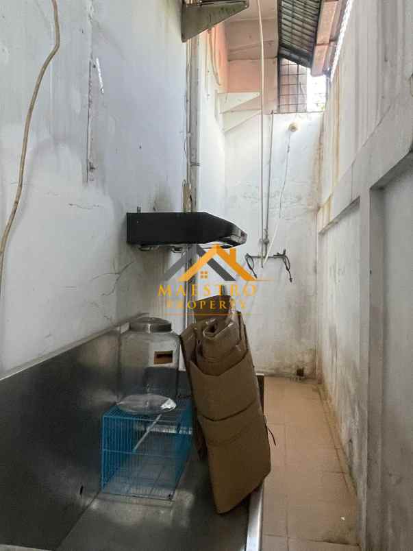 dijual ruko gudang kantor jalan t amir hamzah