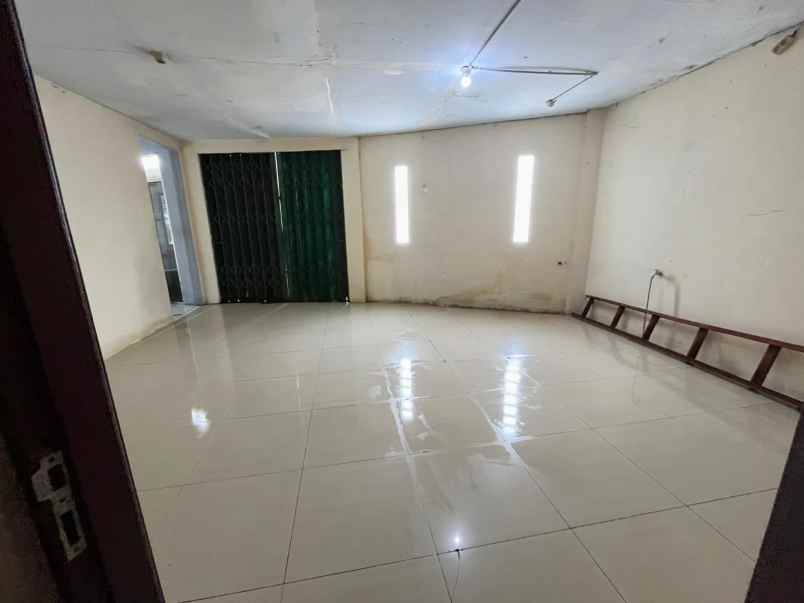 dijual ruko gudang kantor jalan taman kintamani