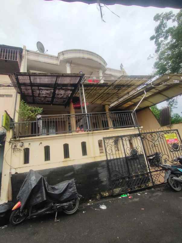 dijual ruko gudang kantor jl jatayu