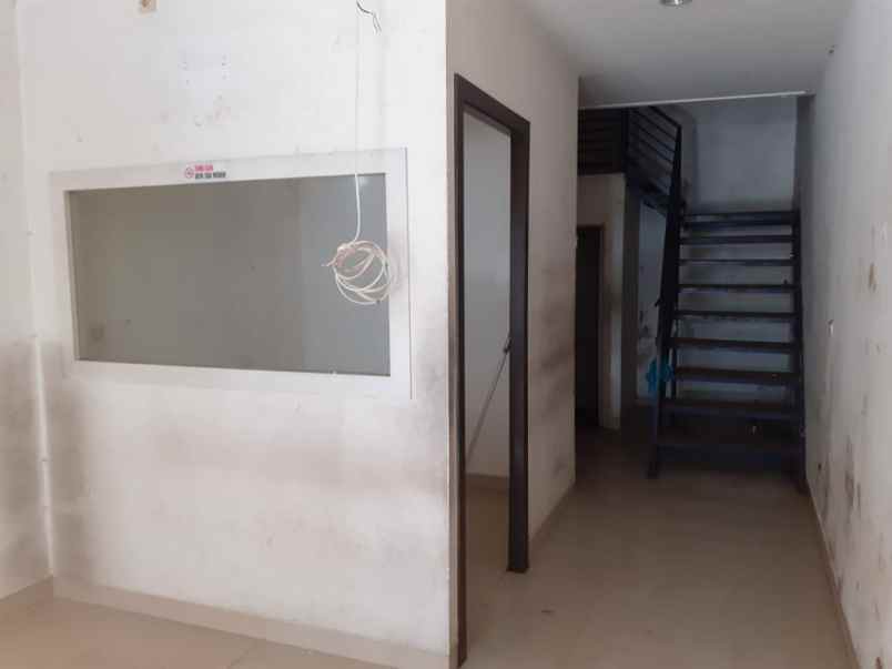 dijual ruko gudang kantor jl perniagaan timur roa