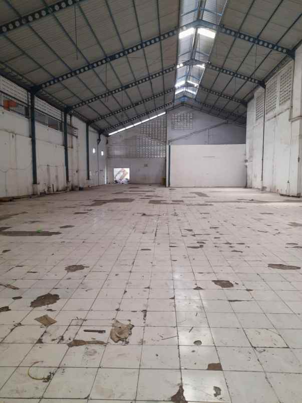 dijual ruko gudang kantor jl tropodo tropodo wetan