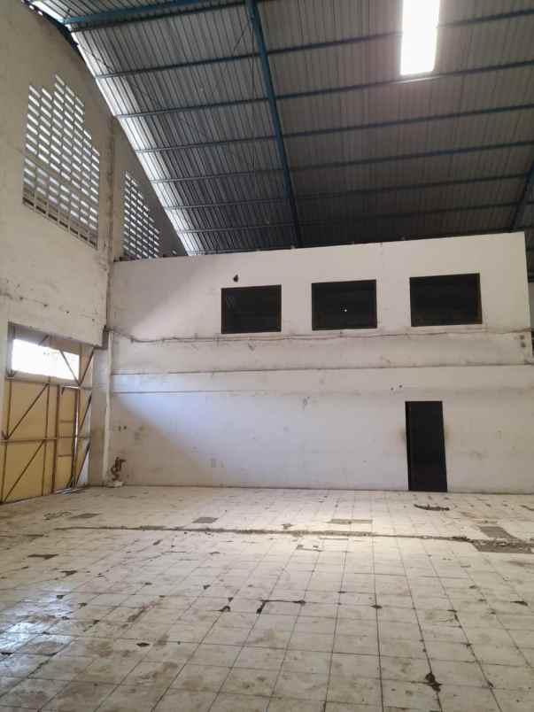 dijual ruko gudang kantor jl tropodo tropodo wetan