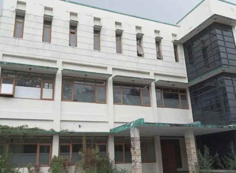 dijual ruko gudang kantor jl tubagus ismail sekeloa