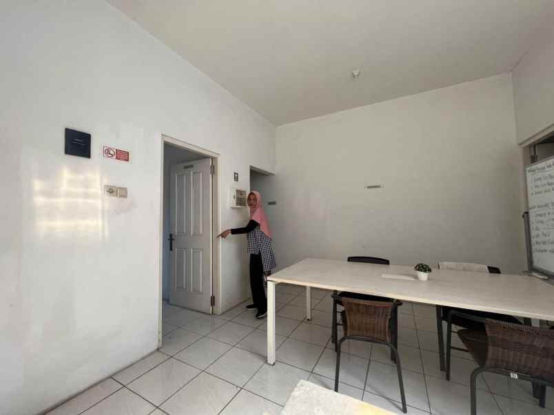 dijual ruko gudang kantor ruko di jalan raya gunung