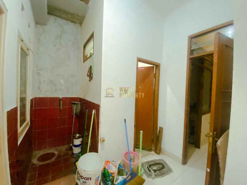 dijual ruko gudang kantor seturan depok sleman