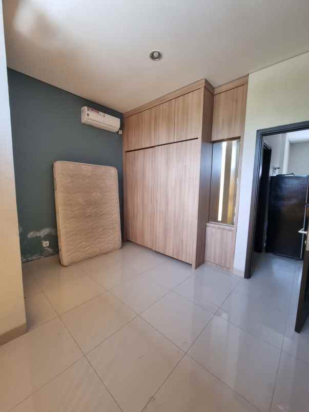 dijual ruko gudang kantor the savoy