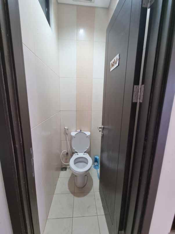 dijual ruko gudang kantor the savoy