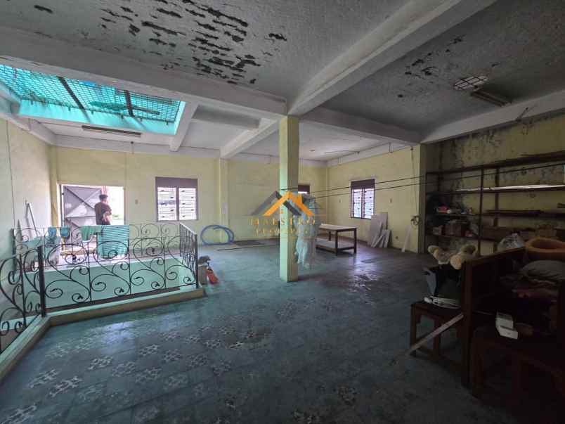 dijual ruko hook jl m h thamrin simpang jl ansari