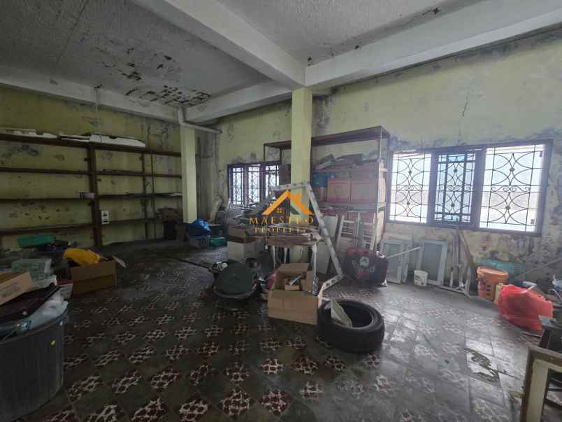 dijual ruko hook jl m h thamrin simpang jl ansari
