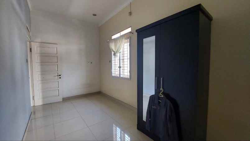 dijual rumah 67 jln komplrks al