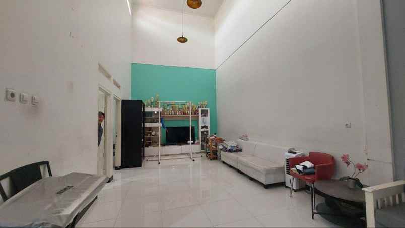 dijual rumah 67 jln komplrks al