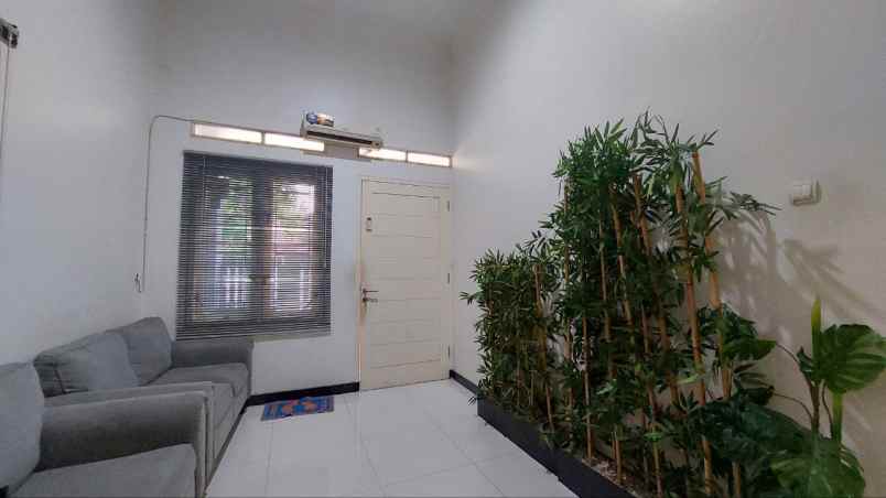 dijual rumah 67 jln komplrks al