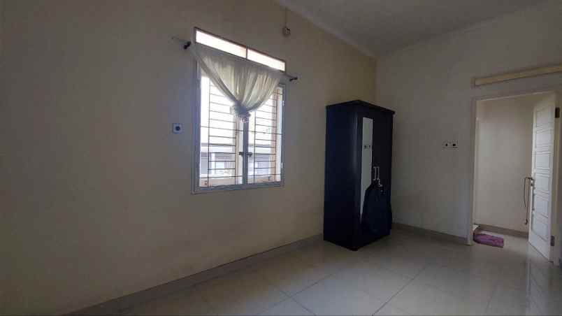 dijual rumah 67 jln komplrks al