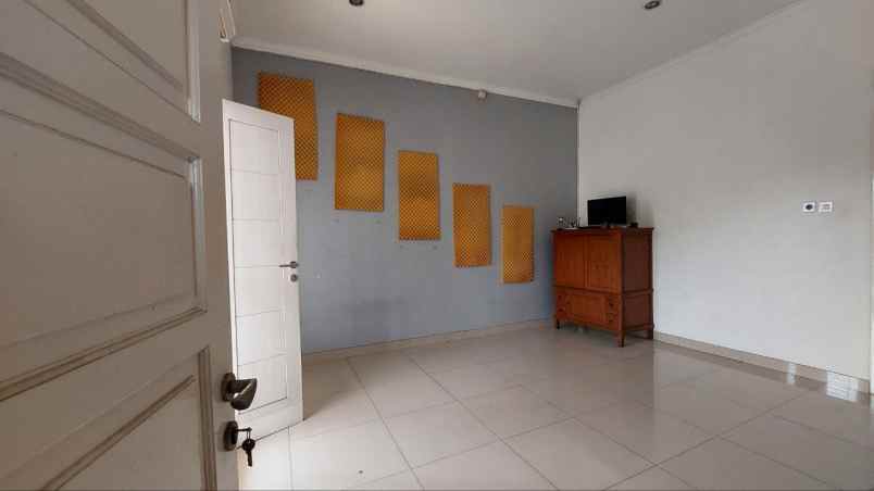 dijual rumah 67 jln komplrks al