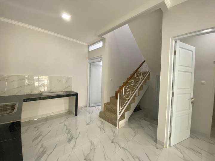 dijual rumah antapani