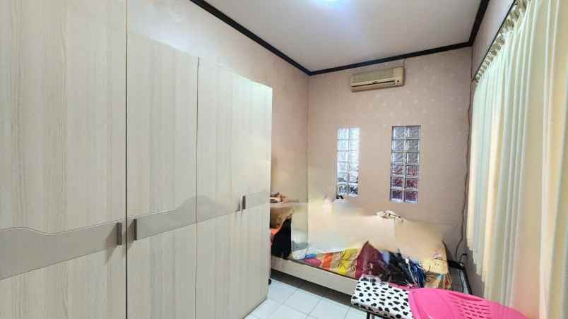 dijual rumah arcamanik endah