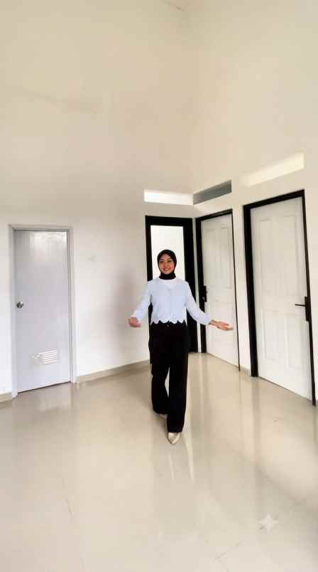 dijual rumah asrikaton pakis malang