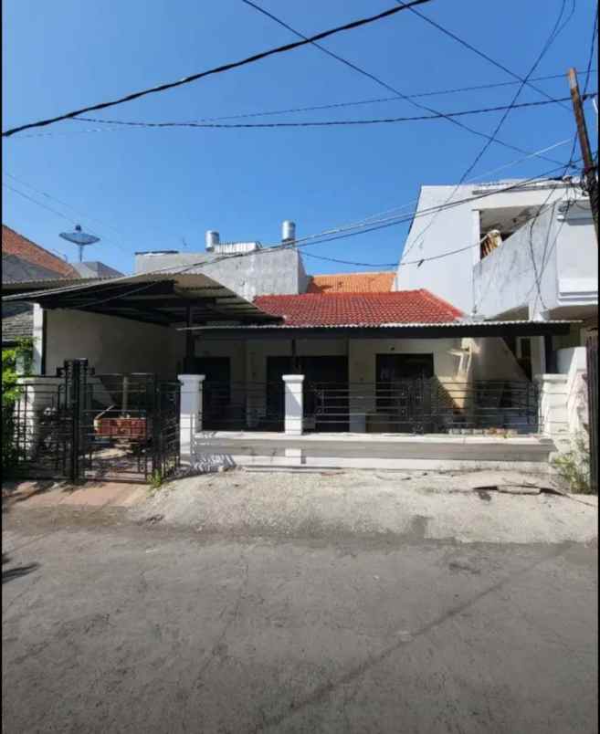 dijual rumah babatan pantai