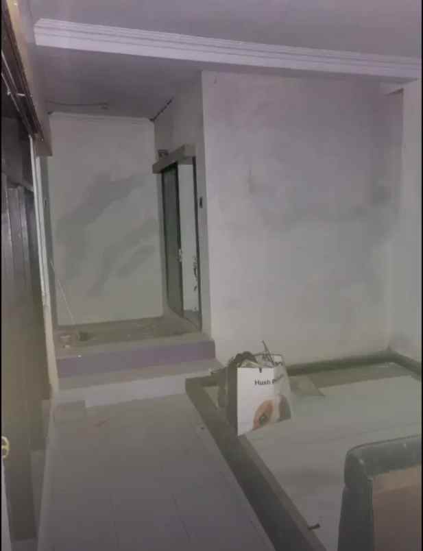 dijual rumah babatan pantai