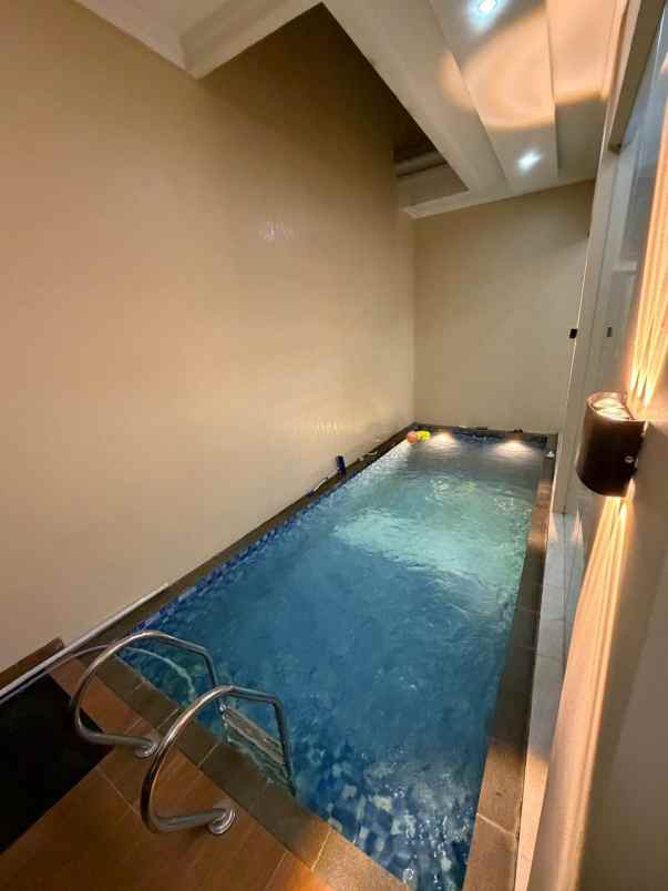 dijual rumah baing kampung tengah condet jakarta timur