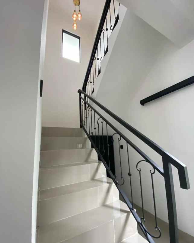 dijual rumah bangunjiwo